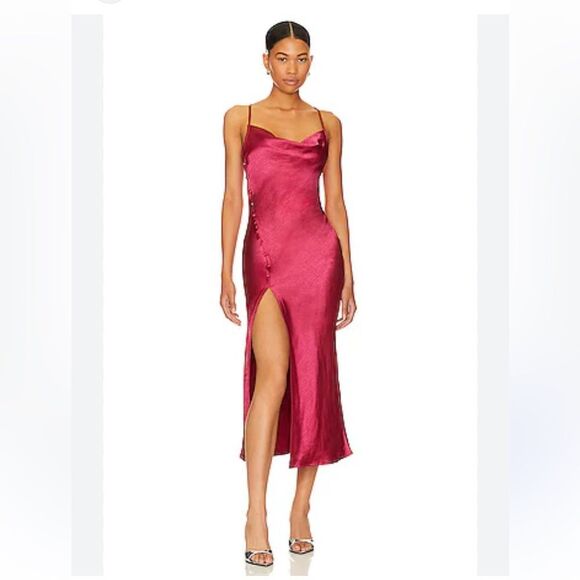 More To Come Haven Midi Dress Pink
Red Satin Slip Revolve NWT XS - Picture 1 of 6